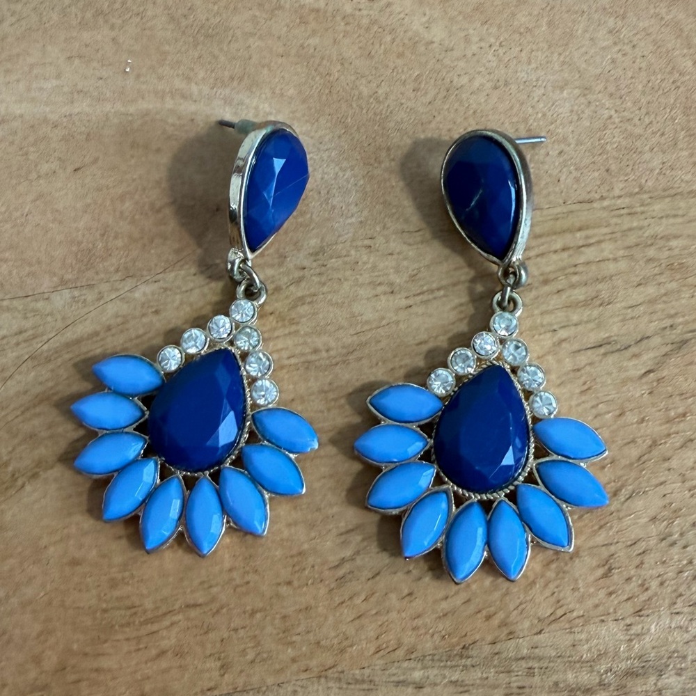 Elegant Blue Drop Statement Earrings
